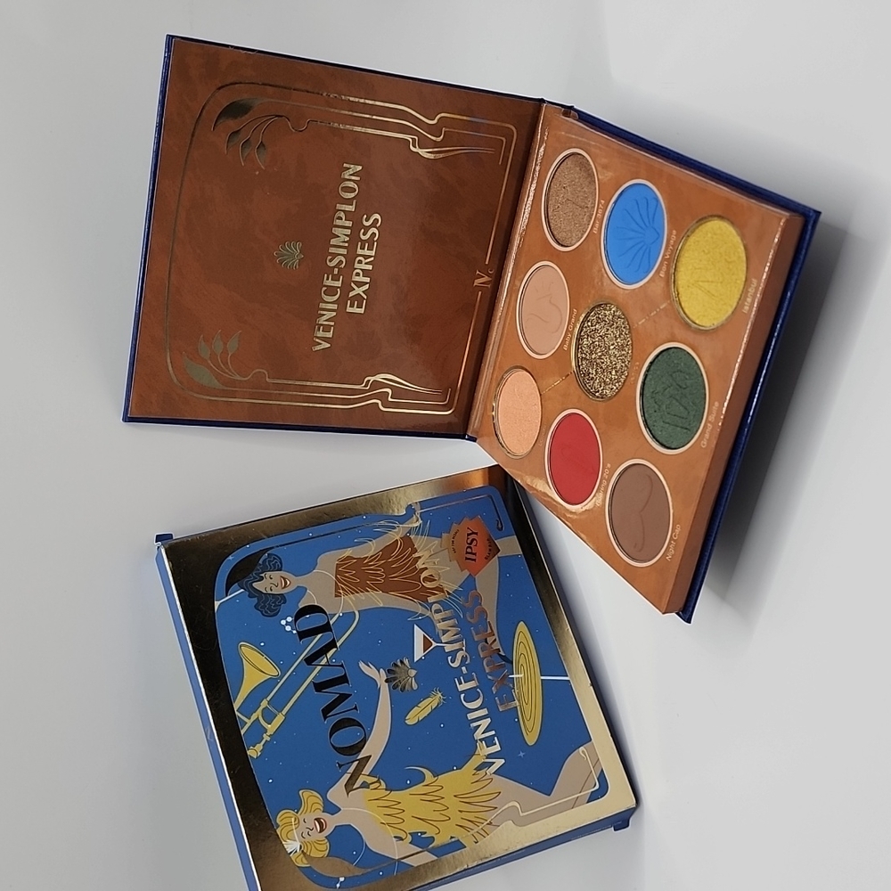 Nomad Venice-Simplon Express Carry-On Eyeshadow Palette